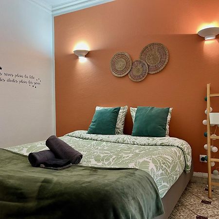 Appart'Hotel Nuiteejour Versailles Saint Cyr L'Ecole Bagian luar foto