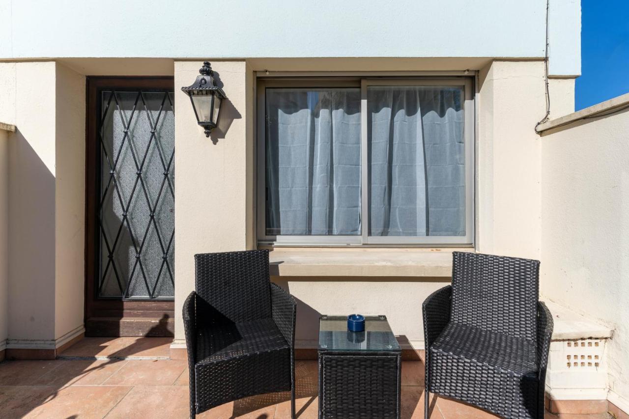 Appart'Hotel Nuiteejour Versailles Saint Cyr L'Ecole Bagian luar foto