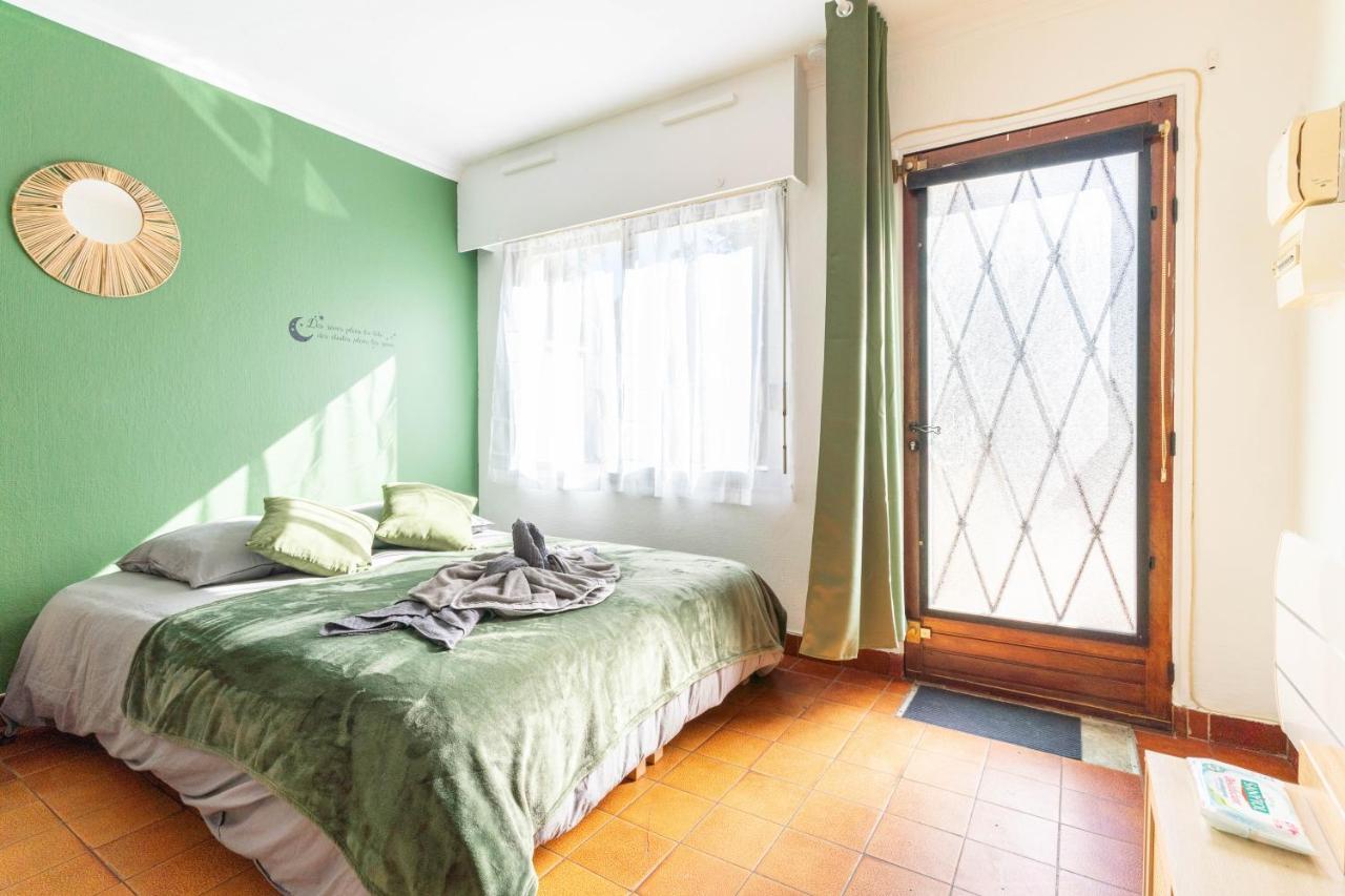 Appart'Hotel Nuiteejour Versailles Saint Cyr L'Ecole Bagian luar foto