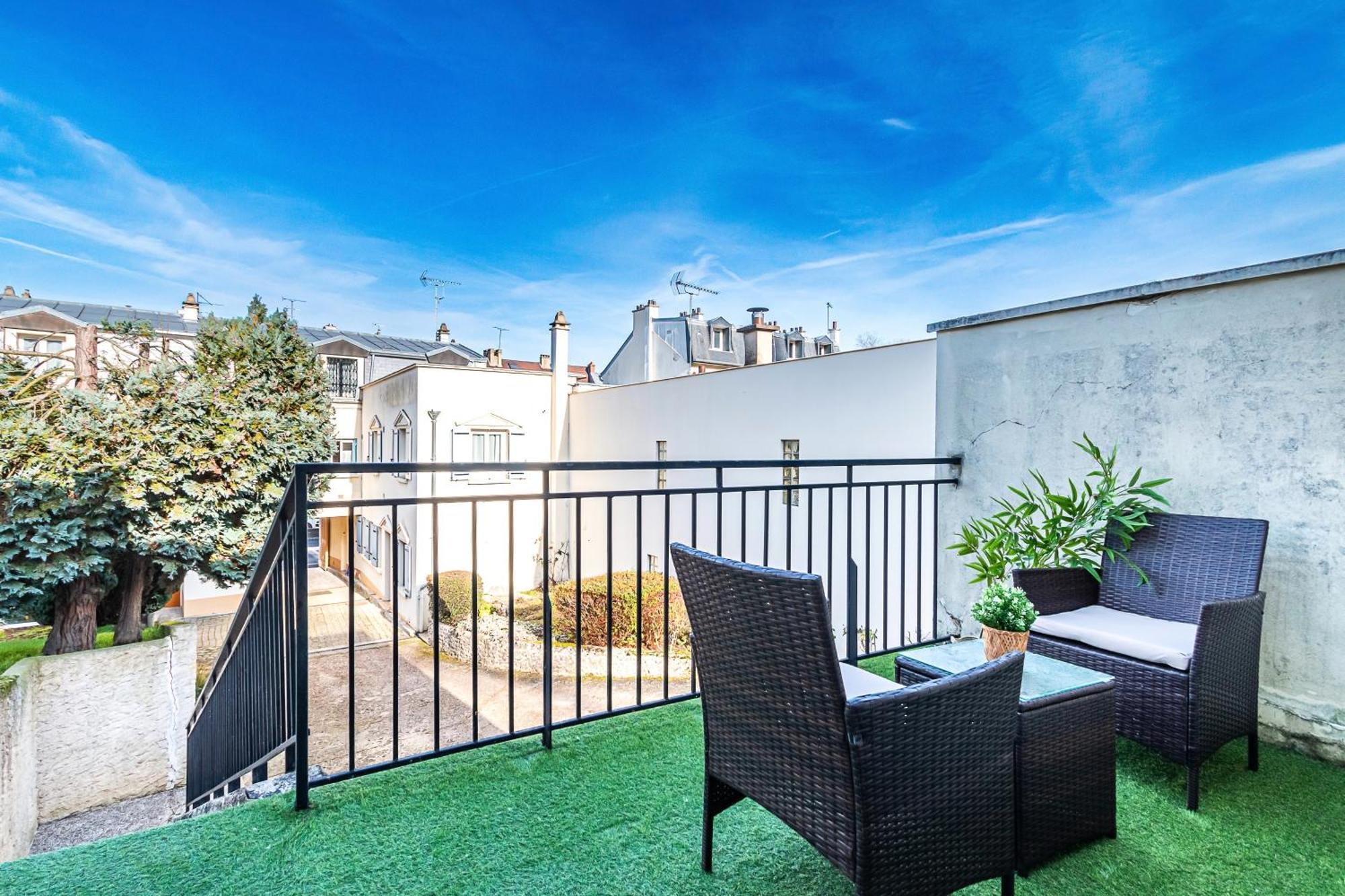 Appart'Hotel Nuiteejour Versailles Saint Cyr L'Ecole Bagian luar foto