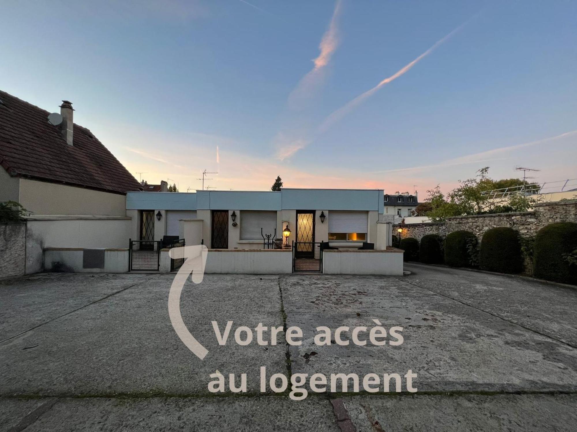 Appart'Hotel Nuiteejour Versailles Saint Cyr L'Ecole Bagian luar foto
