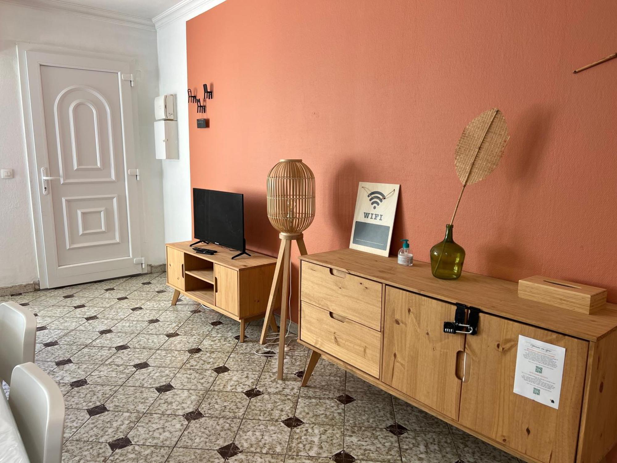 Appart'Hotel Nuiteejour Versailles Saint Cyr L'Ecole Bagian luar foto