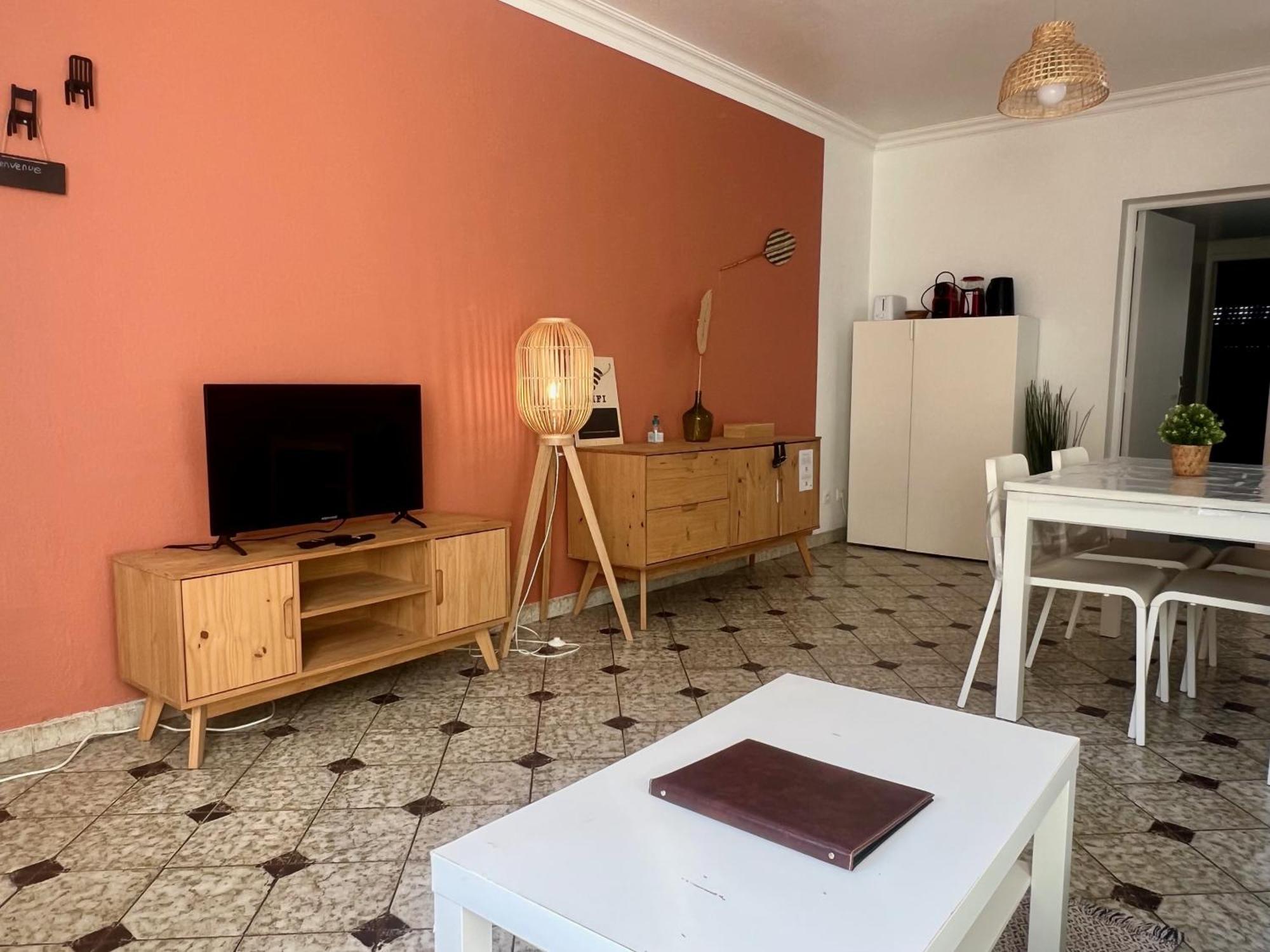Appart'Hotel Nuiteejour Versailles Saint Cyr L'Ecole Bagian luar foto